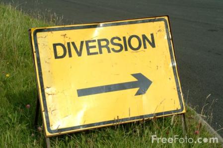 21_19_19-road-diversion-sign_web.jpg